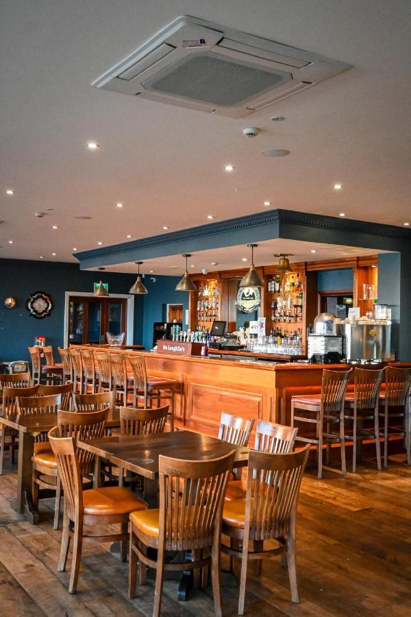 Mcloughlins Of Mulranny Hotel Екстериор снимка