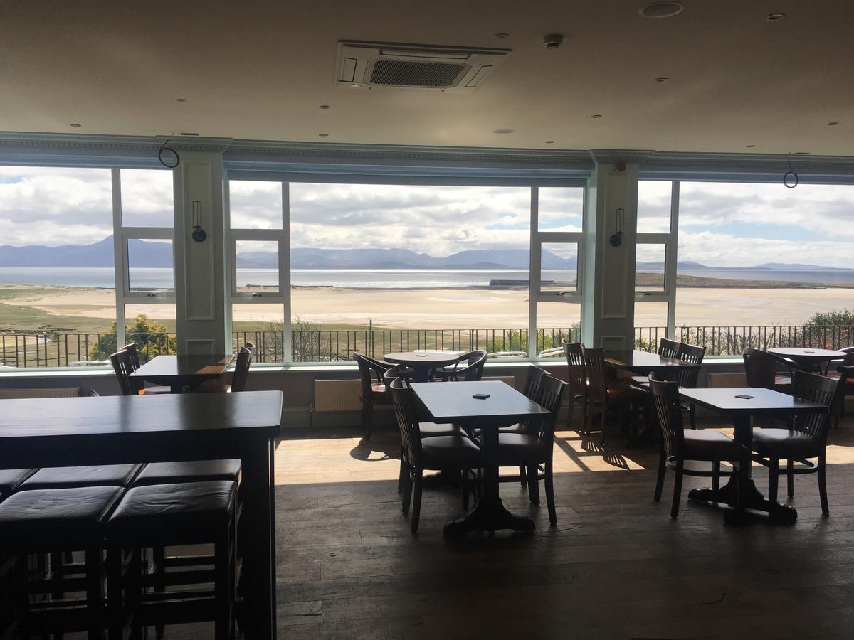 Mcloughlins Of Mulranny Hotel Екстериор снимка