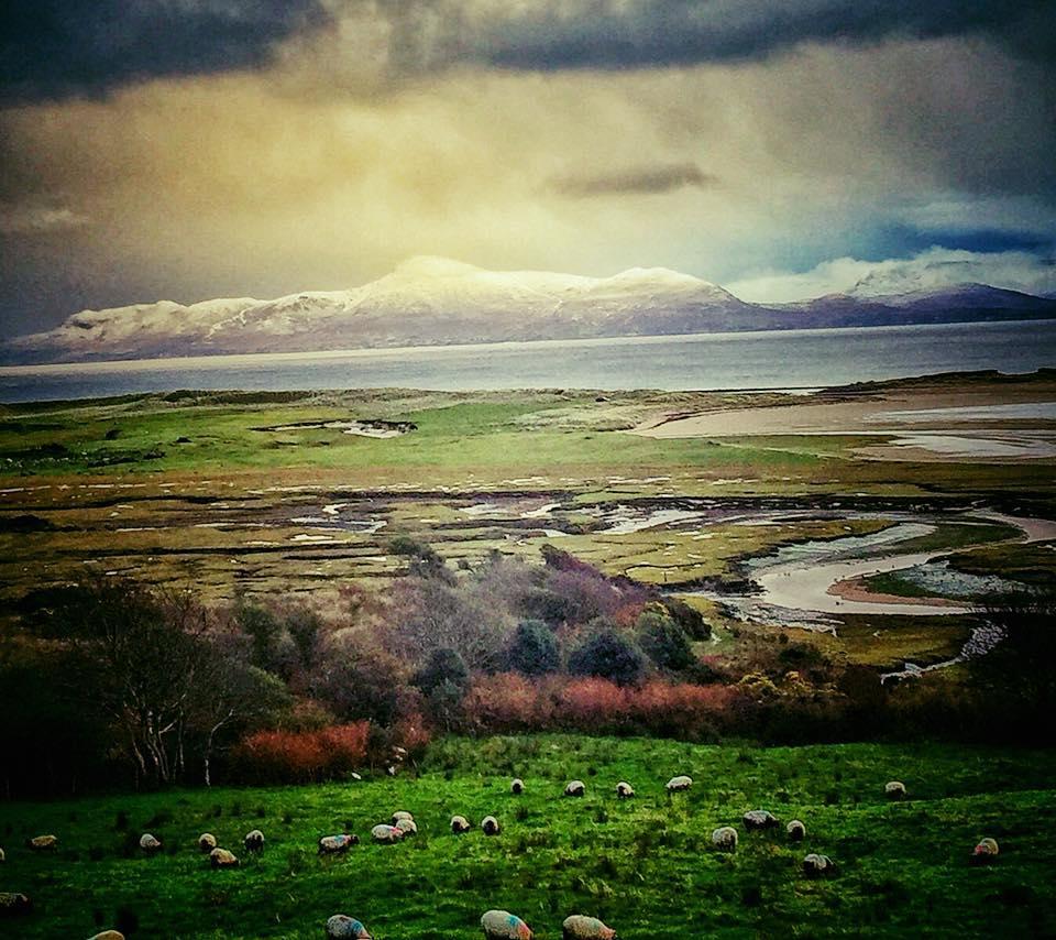 Mcloughlins Of Mulranny Hotel Екстериор снимка